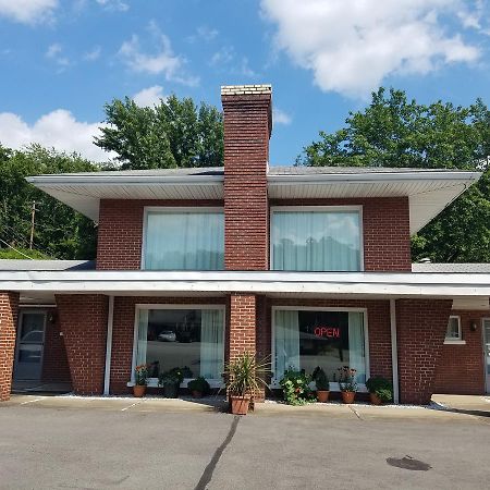Connellsville Melody Motor Lodge מראה חיצוני תמונה