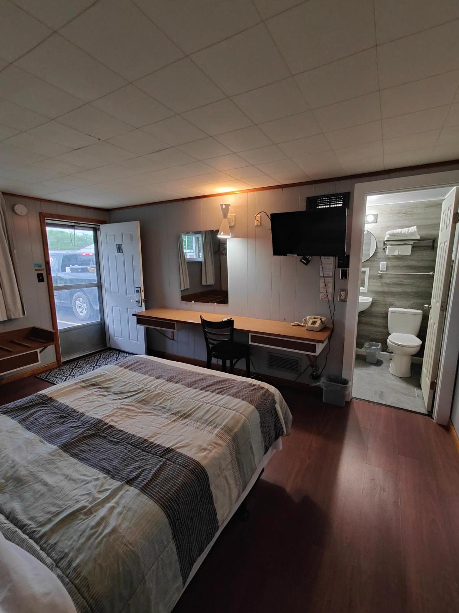 Connellsville Melody Motor Lodge מראה חיצוני תמונה