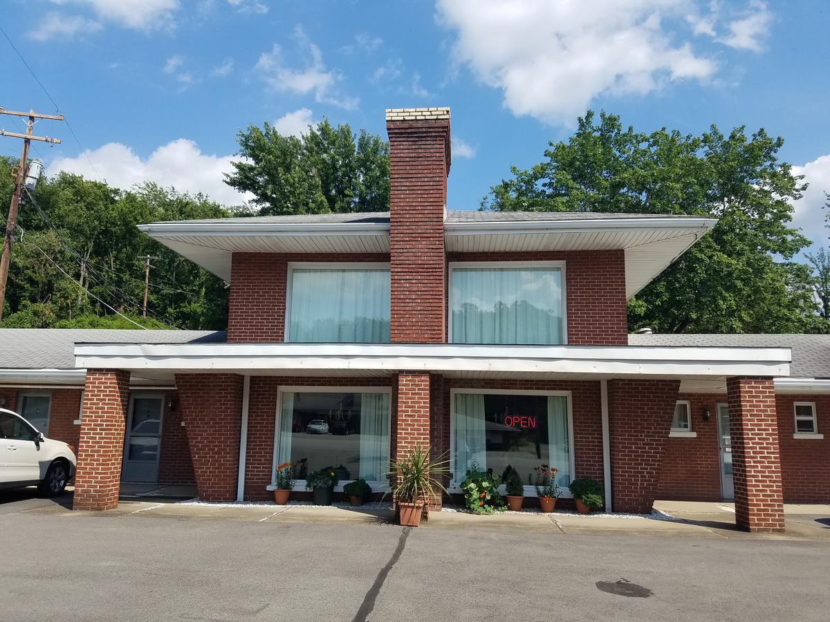 Connellsville Melody Motor Lodge מראה חיצוני תמונה