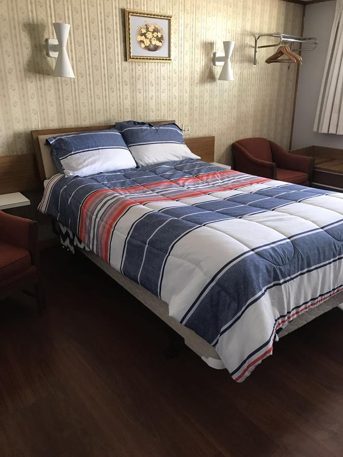 Connellsville Melody Motor Lodge מראה חיצוני תמונה