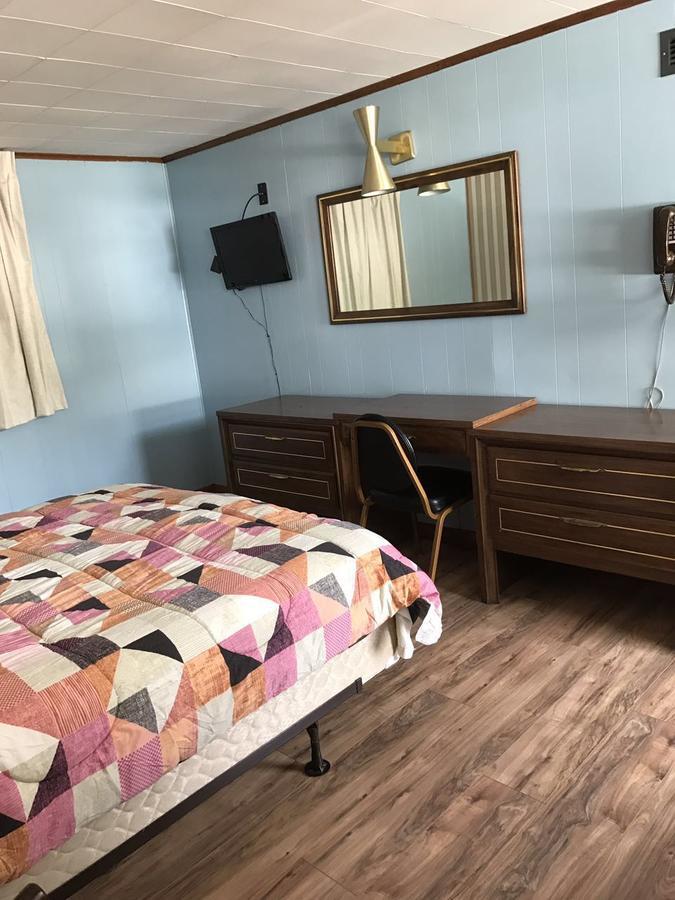 Connellsville Melody Motor Lodge מראה חיצוני תמונה