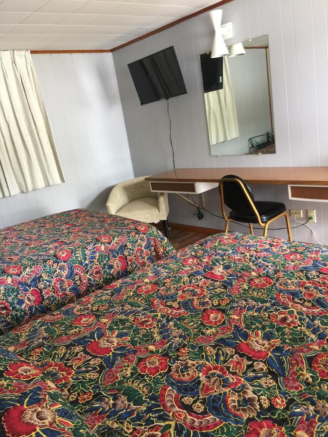 Connellsville Melody Motor Lodge מראה חיצוני תמונה