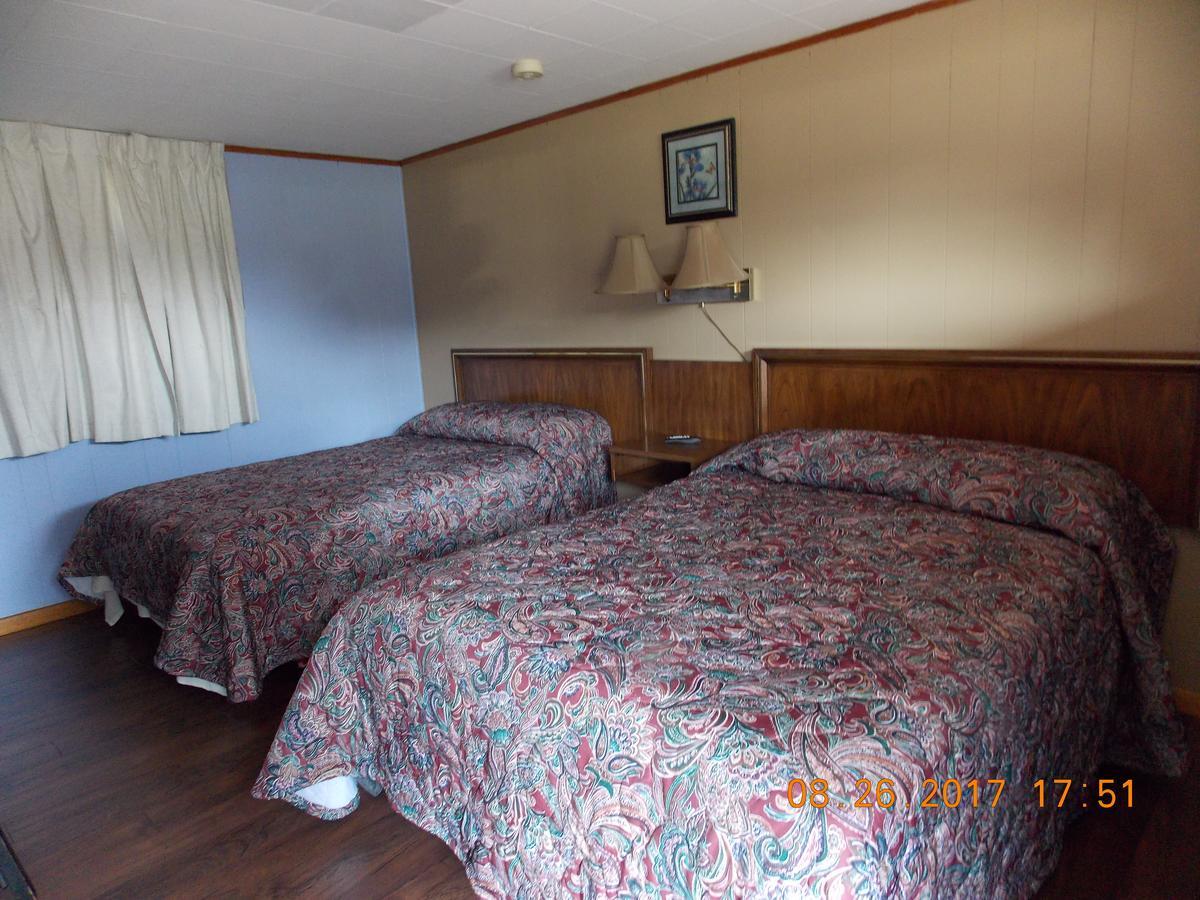 Connellsville Melody Motor Lodge מראה חיצוני תמונה