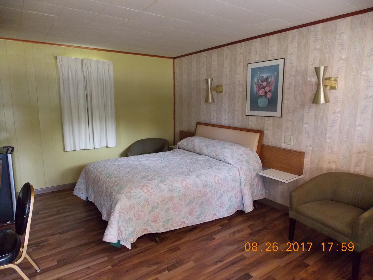 Connellsville Melody Motor Lodge מראה חיצוני תמונה